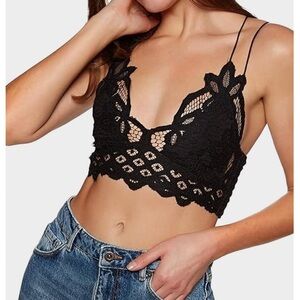 Lace Bralette in Black